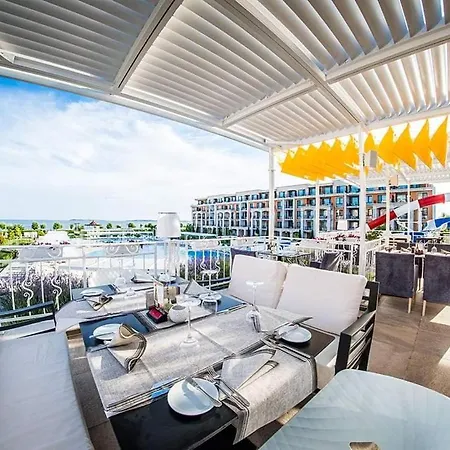 в отеле Premier *